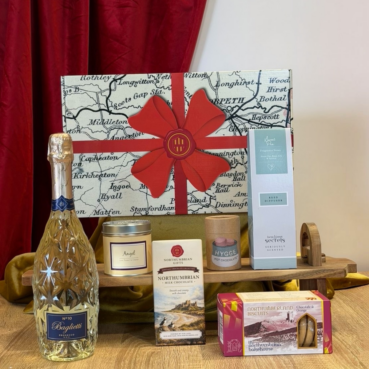 Northumbrian Pamper Hamper with Prosecco & Chocolate